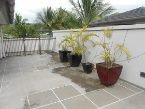 Balcony tiling pressure cleaning cairns